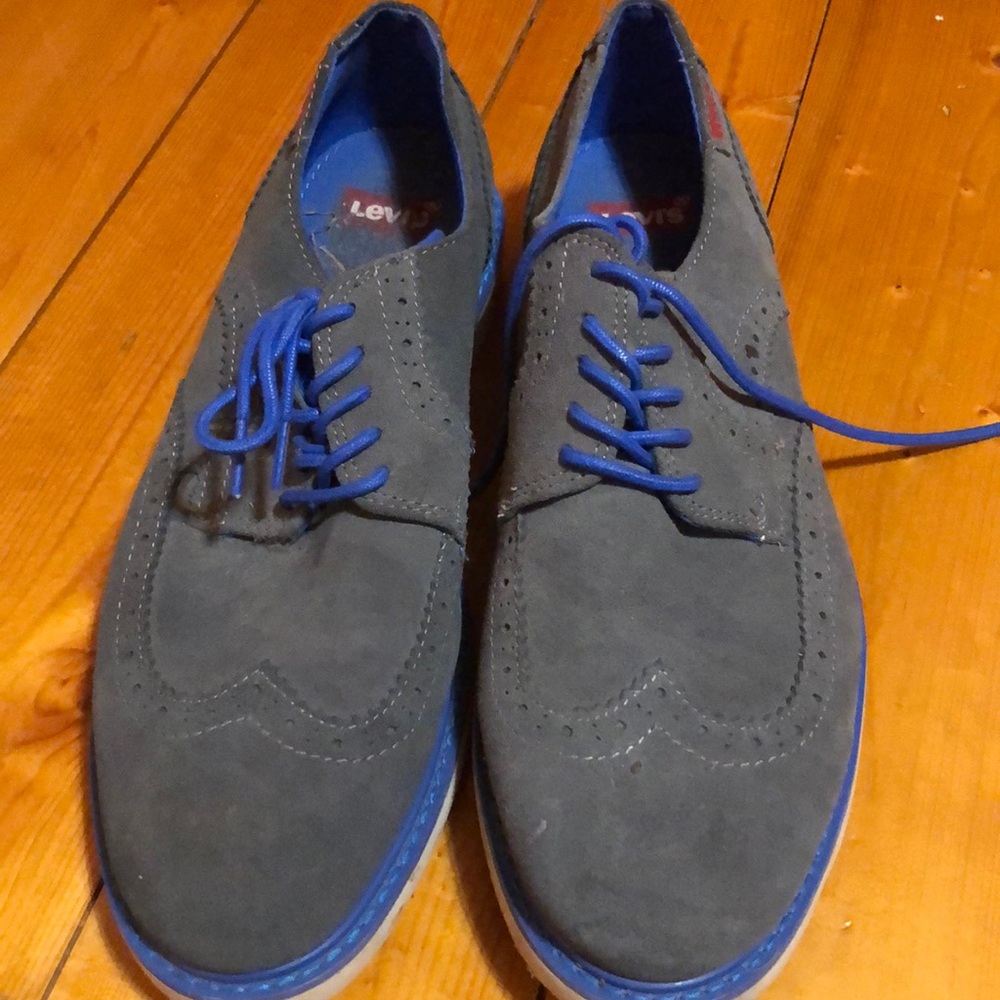 Levi’s dress shoes